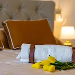 Comfy With Shared Pool ביביונה