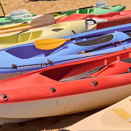 Comfy With Shared Pool דירה