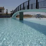 Comfy With Shared Pool
