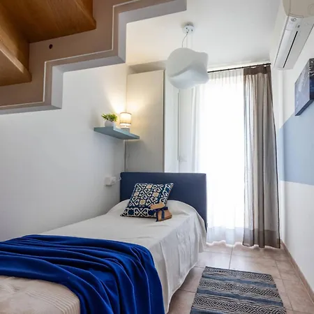Apartment Comfy With Shared Pool