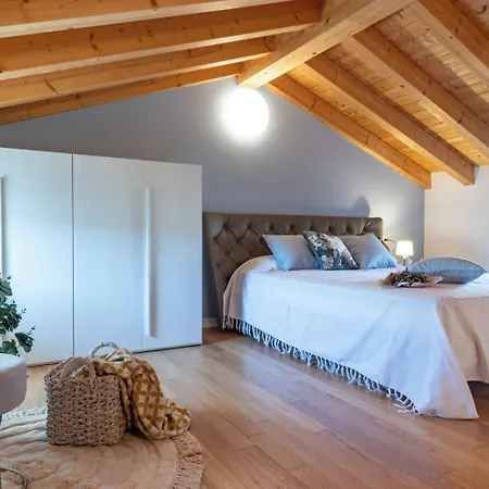Comfy With Shared Pool Appartamento