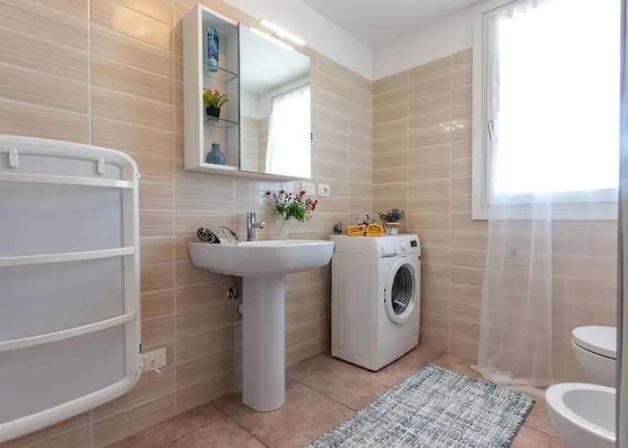 Апартаменты Comfy With Shared Pool Бибионе