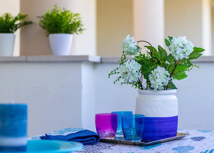 Апартаменты Comfy With Shared Pool *