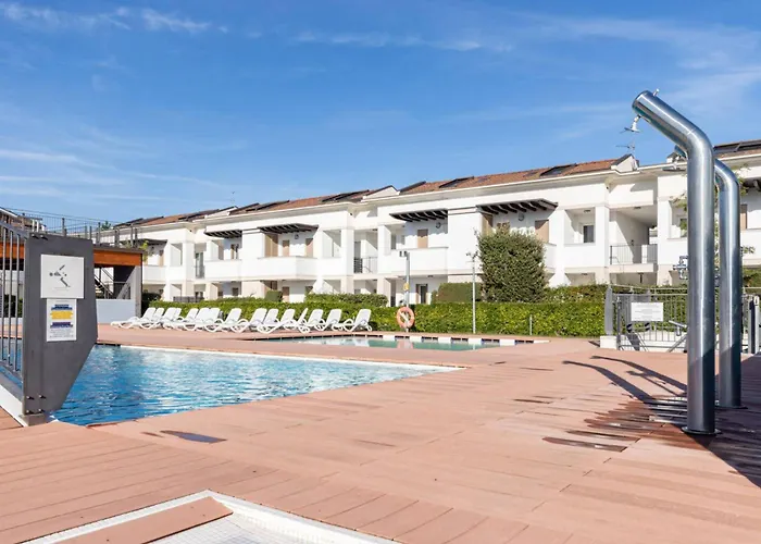 Comfy With Shared Pool *